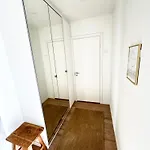 Appartement Designin Golden In The Center - Near Saerkaenniemi *