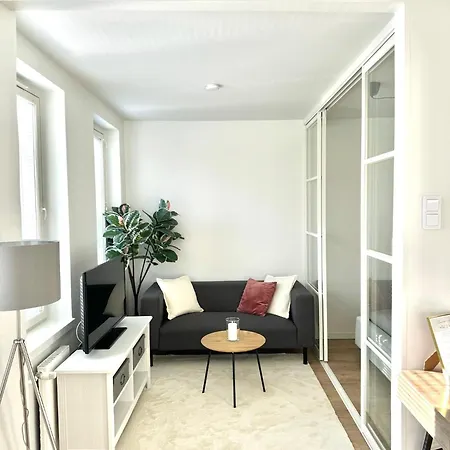 Designin Golden In The Center - Near Saerkaenniemi * Tampere